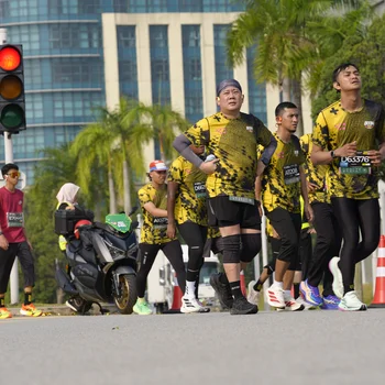 Runner Photo 6490659