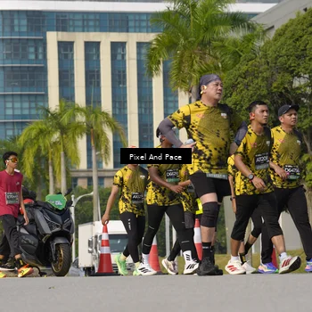 Runner Photo 6490672