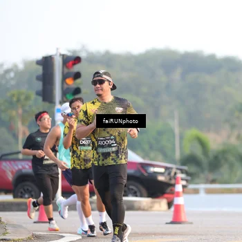 Runner Photo 6490697