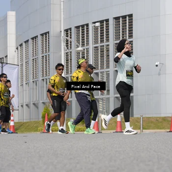 Runner Photo 6490728
