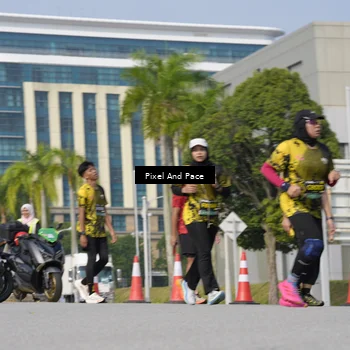 Runner Photo 6490762
