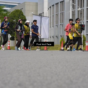 Runner Photo 6490782