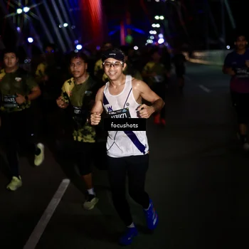 Runner Photo 6490790