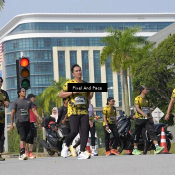 Runner Photo 6490842