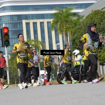 Runner Photo 6490849