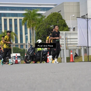 Runner Photo 6490880