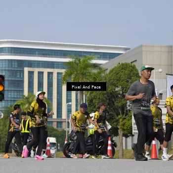 Runner Photo 6490912