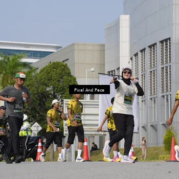 Runner Photo 6490935