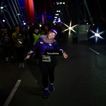 Runner Photo 6490949
