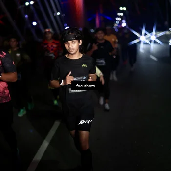 Runner Photo 6491150
