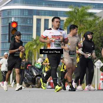 Runner Photo 6491350