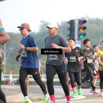 Runner Photo 6491496