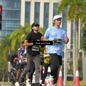 Runner Photo 6491628