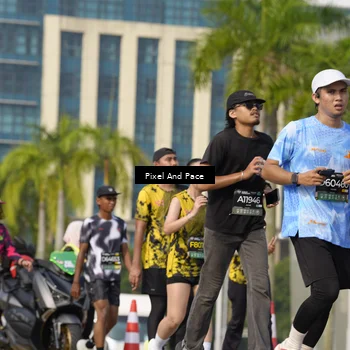 Runner Photo 6491704