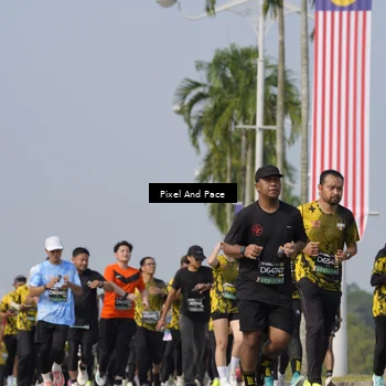 Runner Photo 6491723