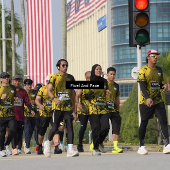 Runner Photo 6491760