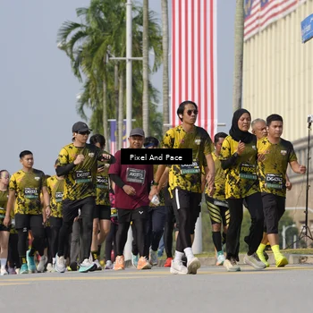 Runner Photo 6491777