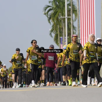 Runner Photo 6491855