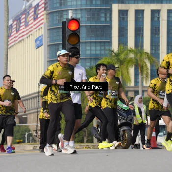 Runner Photo 6491925