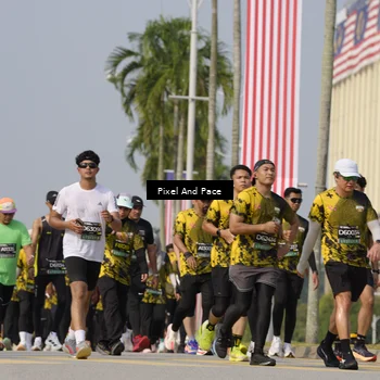 Runner Photo 6491975