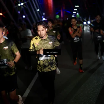 Runner Photo 6492010