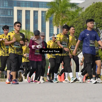 Runner Photo 6492012