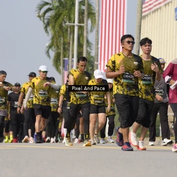 Runner Photo 6492021
