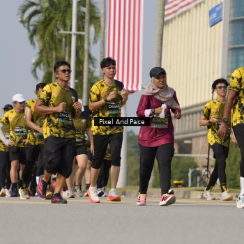 Runner Photo 6492035
