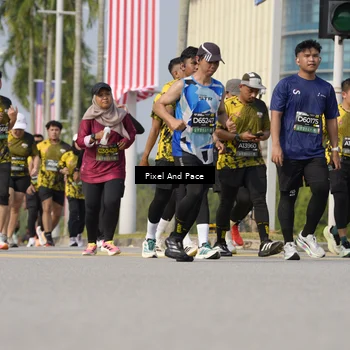 Runner Photo 6492061