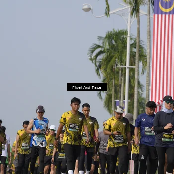 Runner Photo 6492088