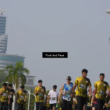 Runner Photo 6492093