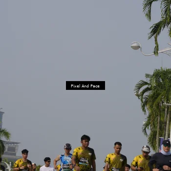 Runner Photo 6492116