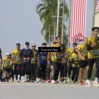 Runner Photo 6492148