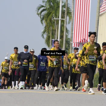 Runner Photo 6492180
