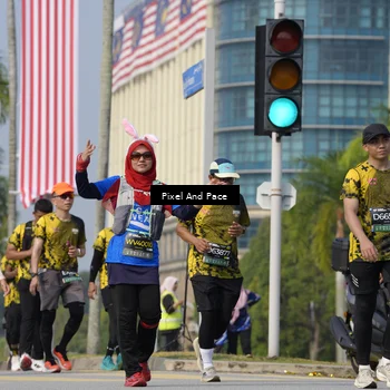 Runner Photo 6492243