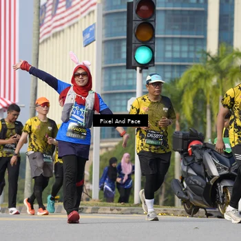 Runner Photo 6492255