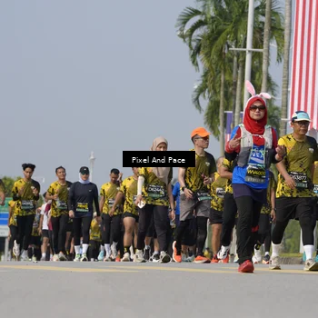 Runner Photo 6492261