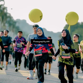 Runner Photo 6492359