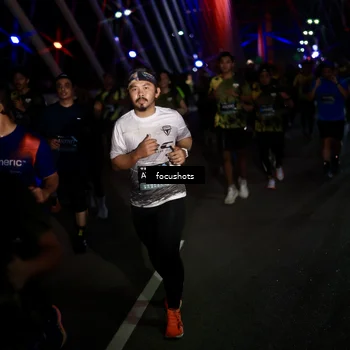 Runner Photo 6492362