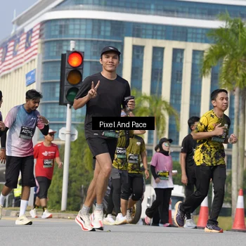Runner Photo 6492367