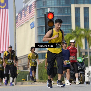 Runner Photo 6492454