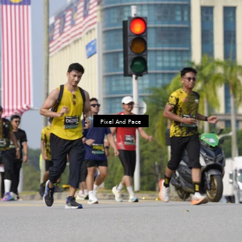 Runner Photo 6492471