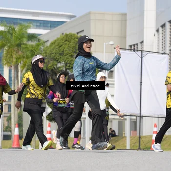 Runner Photo 6492491