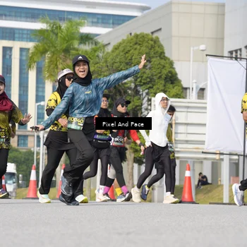 Runner Photo 6492519
