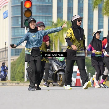 Runner Photo 6492532