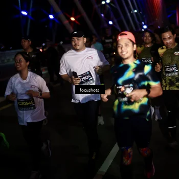 Runner Photo 6492545