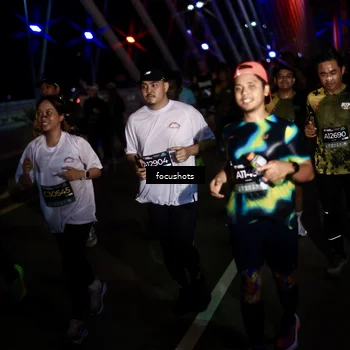 Runner Photo 6492548