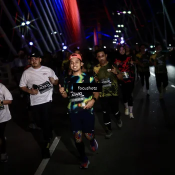 Runner Photo 6492572