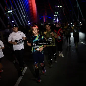 Runner Photo 6492578