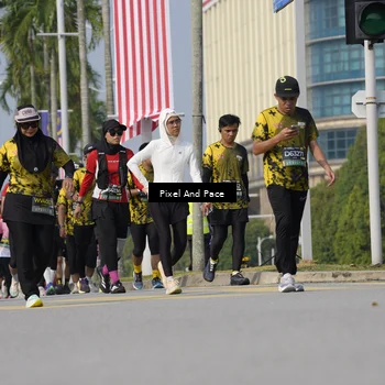 Runner Photo 6492649